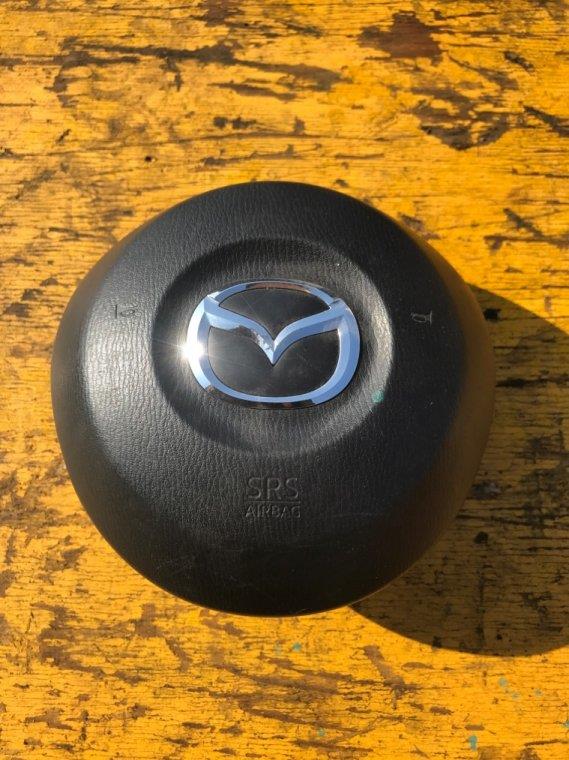 Airbag водительский Mazda Demio