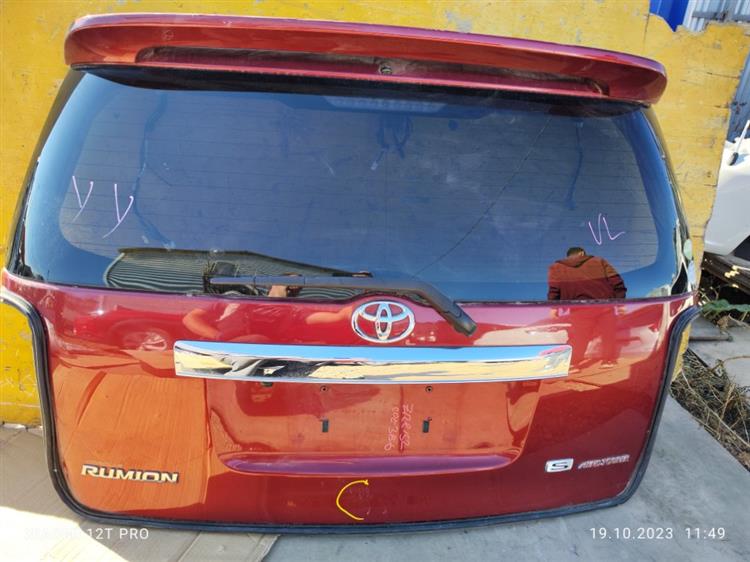 Дверь 5-я Toyota Corolla Rumion