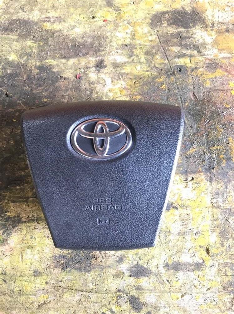 Airbag водительский Toyota Alphard